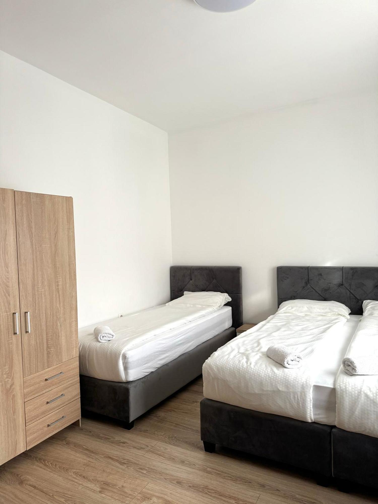 L&L Rooms Maribor Exterior photo