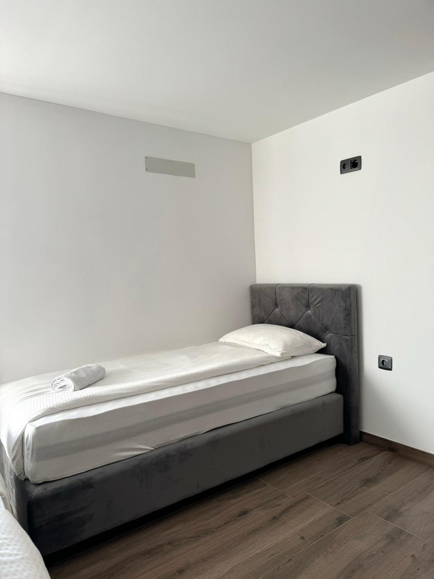 L&L Rooms Maribor Exterior photo